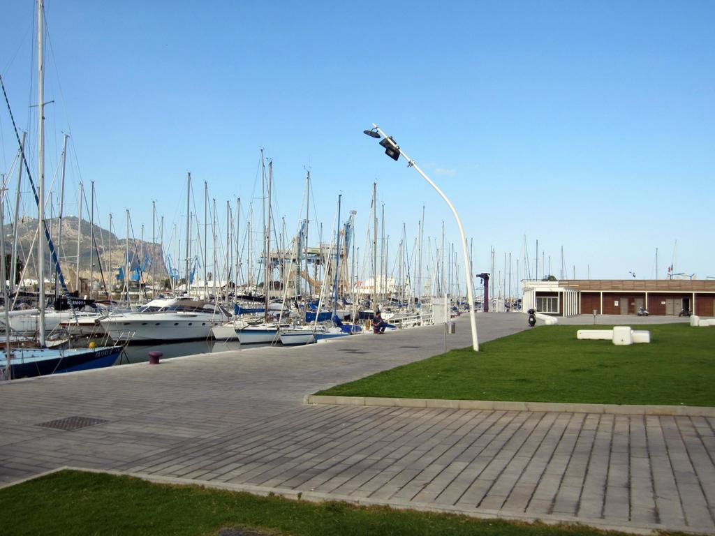 Appartamento Alla Cala Palermo Exterior foto